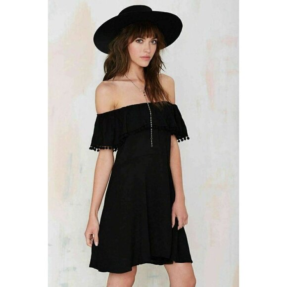 Glamorous Women's Black Pom Down Dress Size XS Nasty Gal $68 - Picture 12 of 12
